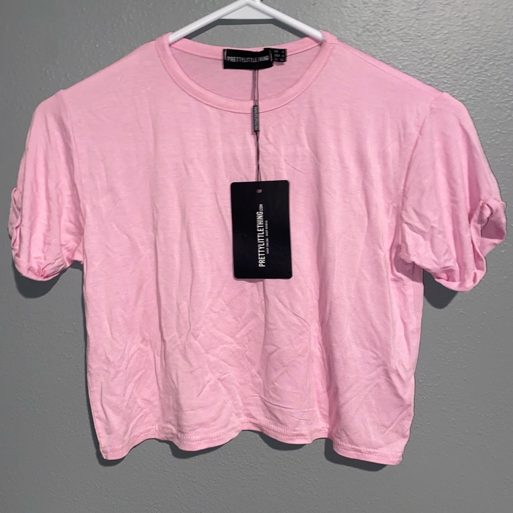 Pretty Little Thing crop top